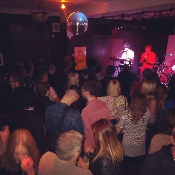 The-Victoria-Pub-Birmingham-upstairs-live-band
