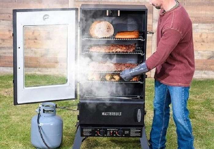 9 Accessible steps to use a propane smoker for beginners