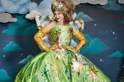 This Christmas, Selfridges introduces Stardust’s Spectacle at Selfridges Birmingham.