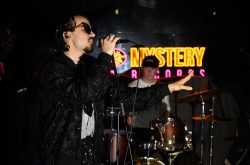 Local artist 19yo R&B Polymath Ronzoni Hines releases “This Is My Love Song”