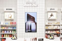 SELFRIDGES CELEBRATES MOTHER’S DAY