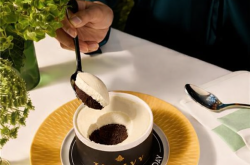 The Ivy Collection Launches Limited-Edition St. Patrick’s Day Dessert