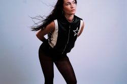 Alexandra Leaving Lights Up The Sunflower Lounge with Defiant, High Energy Alt Rock
